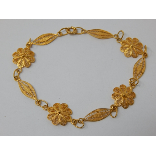 409 - 18ct Yellow Gold Bracelet: Weight 5.9g