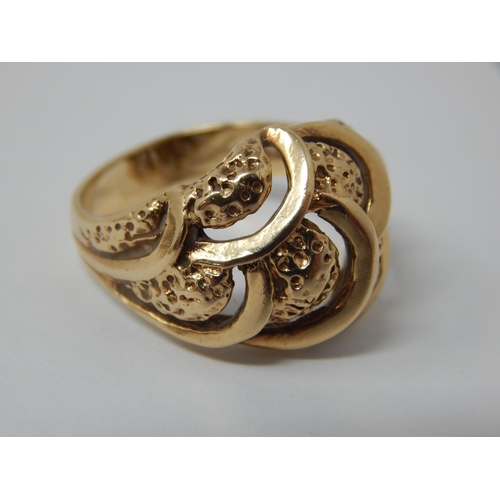 411 - 9ct Yellow Gold Ring: Weight 6.6g: Size O