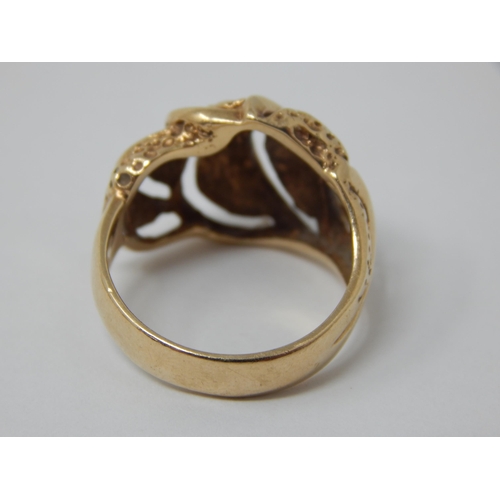 411 - 9ct Yellow Gold Ring: Weight 6.6g: Size O