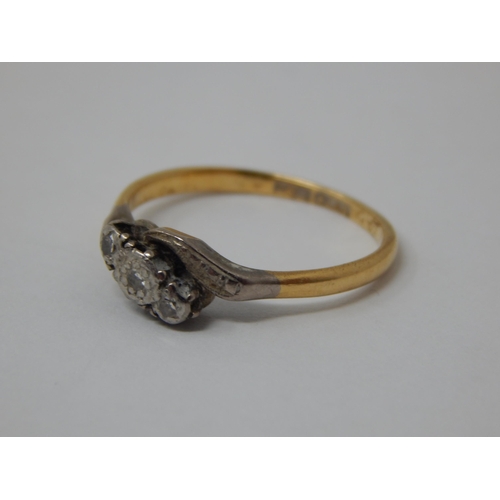 419 - 18ct Yellow Gold Diamond Set Ring: Gross weight 2g: Size K