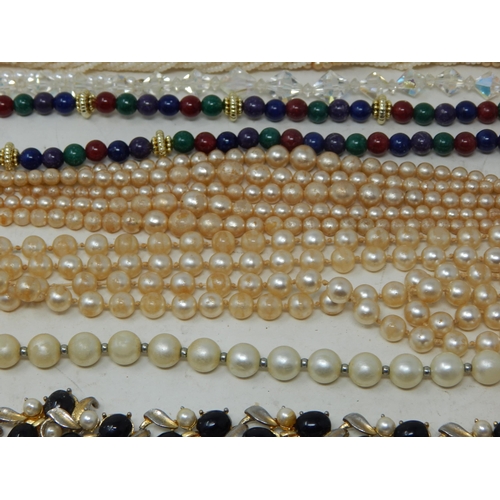 432 - Quantity of Costume Jewellery Beaded Necklaces (lot)