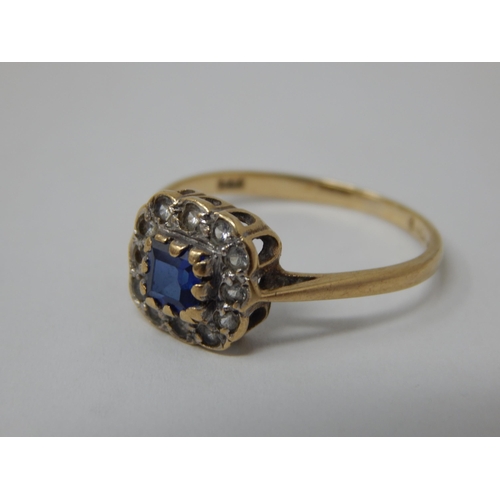 441 - 9ct Yellow Gold Ring Inset With Blue & White Sapphires: Size K