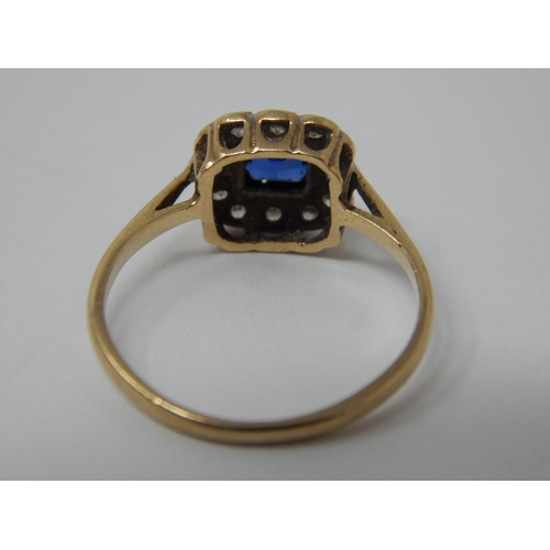 441 - 9ct Yellow Gold Ring Inset With Blue & White Sapphires: Size K