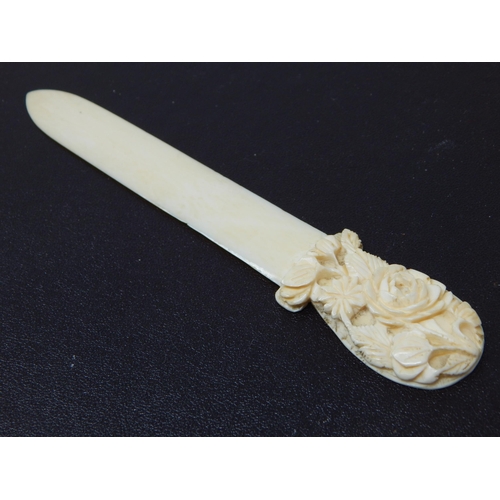 665 - Late C19th/Early C20th Cantonese Carved Ivory Letter Opener with lotus Decorated Finial. Measuring 1... 