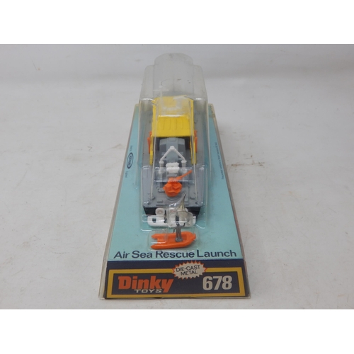 409 - DINKY TOYS: 678 Air Sea Rescue Launch