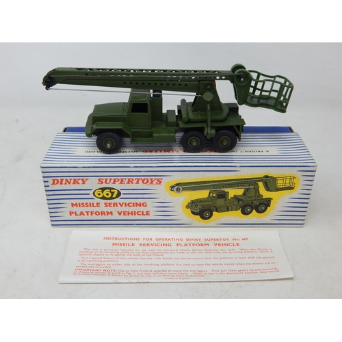 421 - DINKY SUPER TOYS: 667 Missile Servicing Platform Vehicle