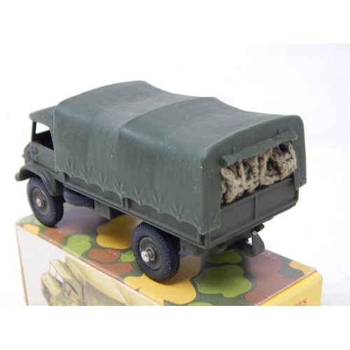 431 - DINKY TOYS: FRENCH ISSUE: 804 Mercedes Tous Terrains