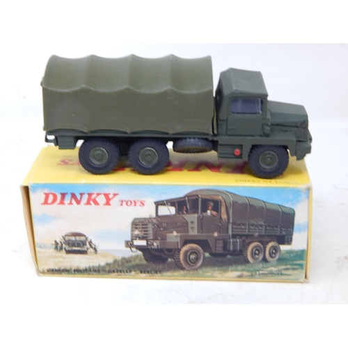 434 - DINKY TOYS: FRENCH ISSUE: 824 Camion Militaire Gazelle Berliet