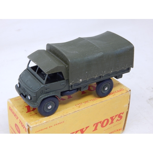 442 - DINKY TOYS: FRENCH ISSUE: 821 Camionnette Militaire Unimog Mercedes