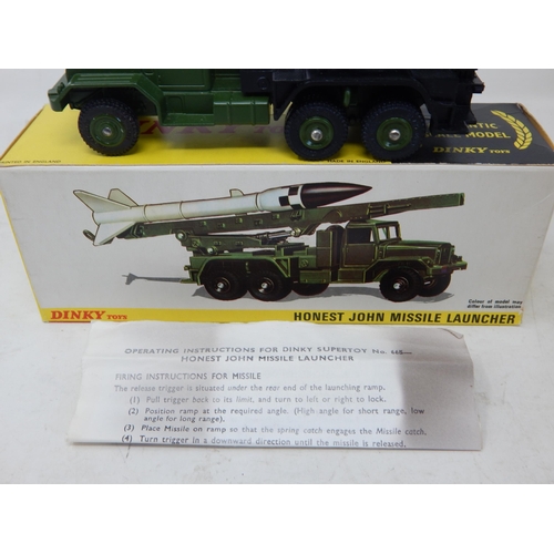 446 - DINKY TOYS: 665 Honest John Missile Launcher