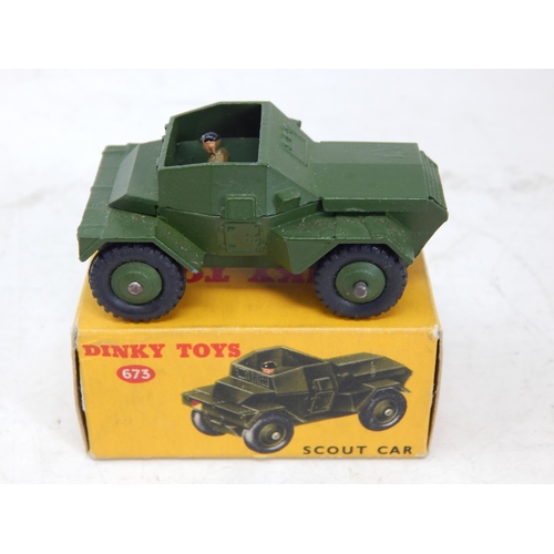 451 - DINKY TOYS: 673 Scout Car