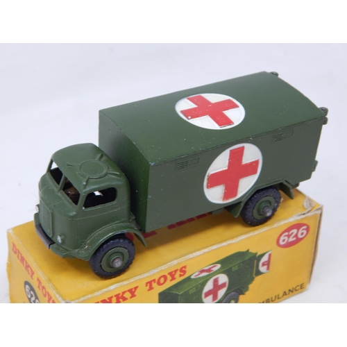 457 - DINKY TOYS: 626 Military Ambulance