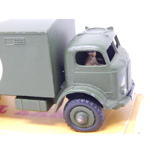 457 - DINKY TOYS: 626 Military Ambulance