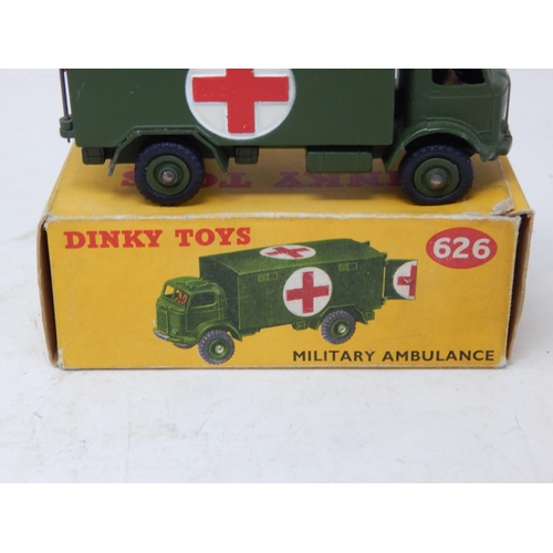 457 - DINKY TOYS: 626 Military Ambulance