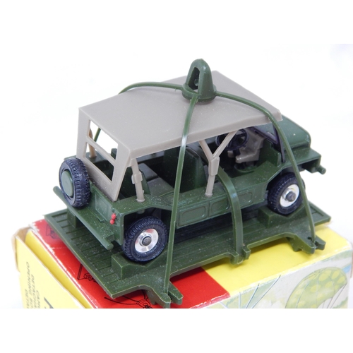 462 - DINKY TOYS: 601 Austin Para-Moke