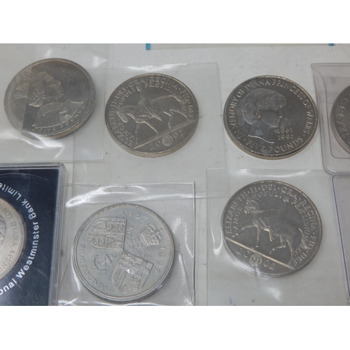 247 - 2 x USA Sets 1964, Denver & Philadelphia mints, 8 x £5 Crowns, Silver Proof Dollar with COA together... 