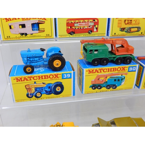 470 - MATCHBOX Series: Original Vehicles in replica boxes (10)