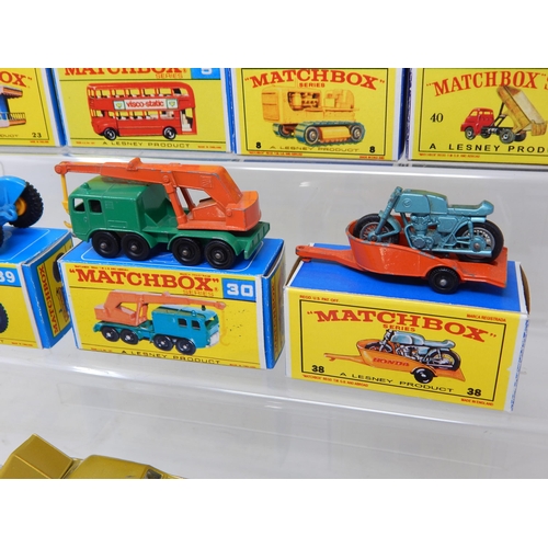 470 - MATCHBOX Series: Original Vehicles in replica boxes (10)