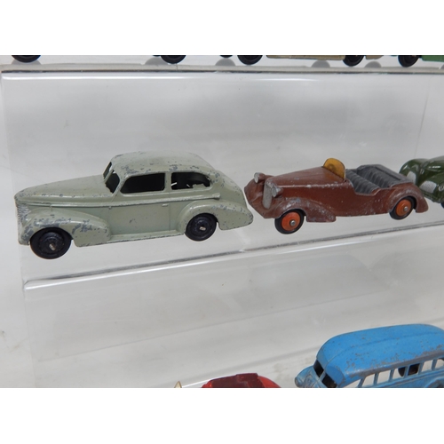 475 - DINKY TOYS: Various Including Packard, Chrysler, Oldsmobile, Studebaker, Alvis, Sunbeam Talbot etc (... 