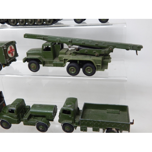 478 - DINKY TOYS: Military Vehicles (10)