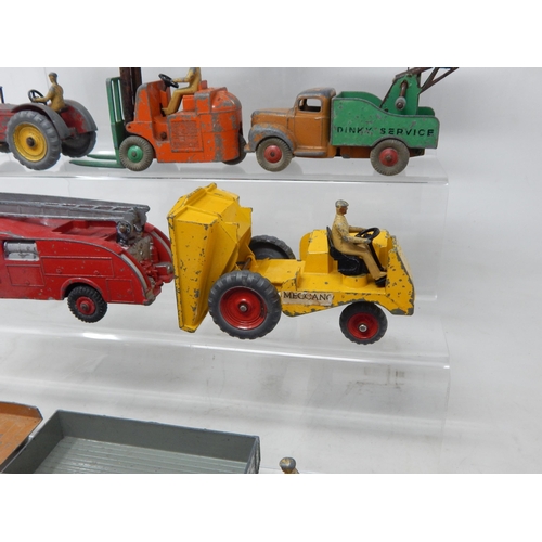 479 - DINKY TOYS: Various (14)