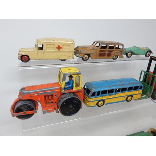 480 - DINKY TOYS: Various (28)