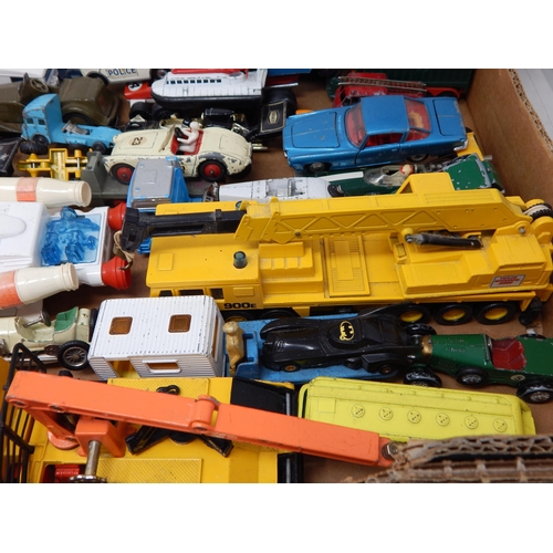 483 - Box Containing a large quantity of vehicles by Dinky, Corgi, Matchbox etc (lot)