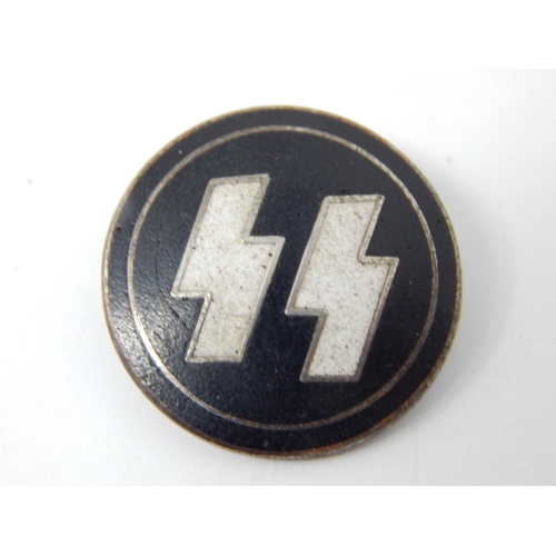 537 - Nazi Germany Waffen SS Badge