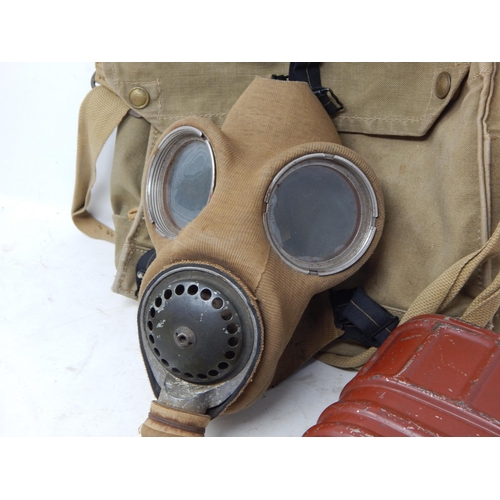 545 - WWII: 1939 Gas Mask by Dunlop in Original Fitted Bag