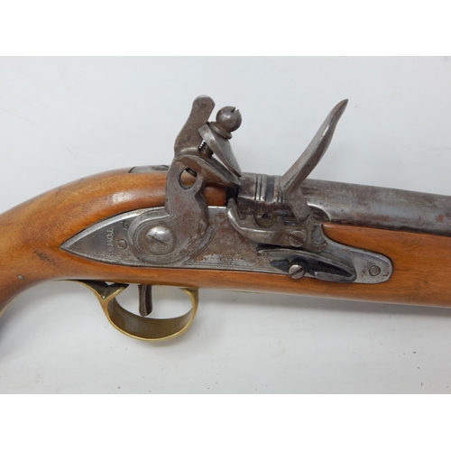 546 - Replica C19th Percussion Pistol with Brass/Steel Fittings & ramrod: Measuring 40cm