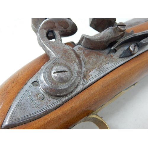 546 - Replica C19th Percussion Pistol with Brass/Steel Fittings & ramrod: Measuring 40cm