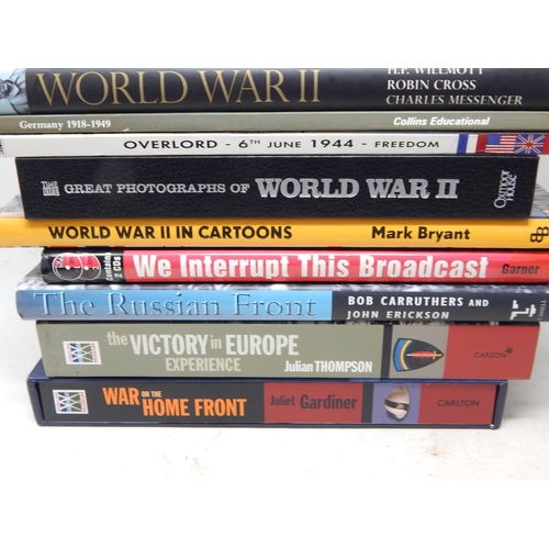 551 - WWII: Quantity of Good Books relating to WWII (lot)