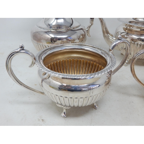 387 - Good Quality Edwardian 4 Piece Silver Plated Tea Service: Comprising: Tea Pot, Hot Water Jug, Sugar ... 