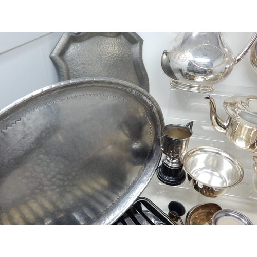 379 - Quantity of Silver Plated Wares & Pewter to Include Teapots, Trays, Cased Flatware, Toastrack, Wine ... 