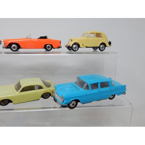 502 - NOREV: French model vehicles by Norev: Peugeot, Alfa Romeo, Fiat 600, Renault Juvaquatre, Simca Ocea... 