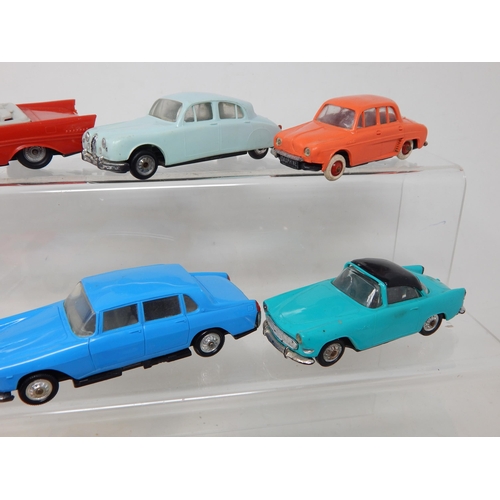 503 - NOREV: French model vehicles by Norev: Chrysler Ne-Yorker, Jaguar 2L 400, Dauphine Renault, Simca 10... 