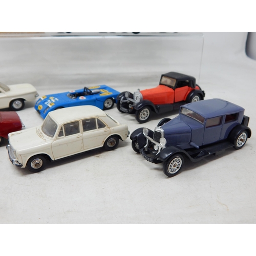 506 - NOREV: French model vehicles by Norev: Fiat 1500, Peugeot Coupe 404, Renault Floride, Estafette Rena... 