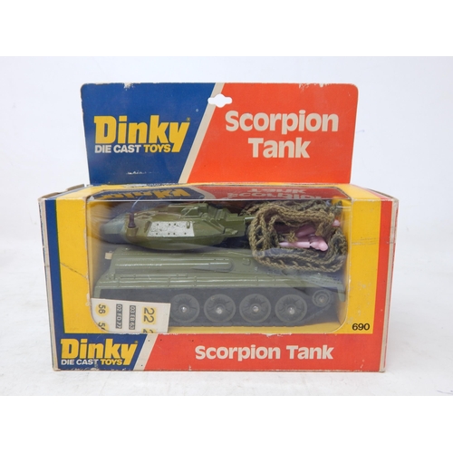 464 - DINKY TOYS: 690 Scorpion Tank