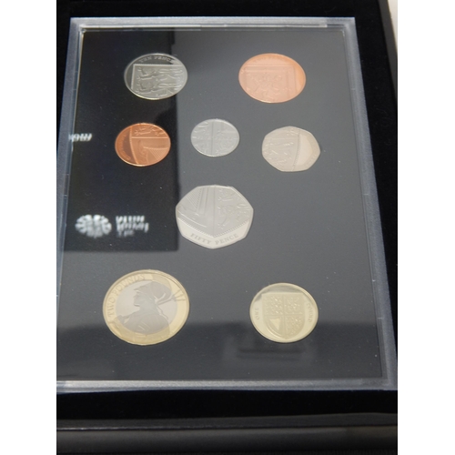 9 - The 2016 United Kingdom Proof Coin Set Collector Edition, brilliant, about as struck and housed in R... 