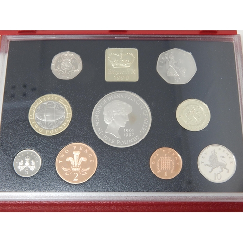 36 - GB 1999 De-Luxe Proof Set; GB 2000 Proof Set, both brilliant and about as struck and housed in origi... 