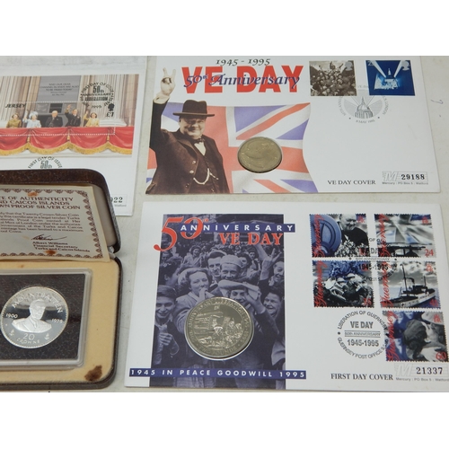 114 - Turks and Caicos Islands Silver 20 Crown cased; The Great Fire of London £2 Coin on Royal Mail/Royal... 