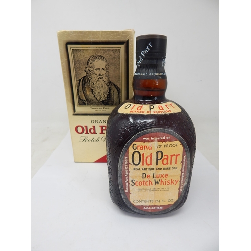 941 - Grand Old Parr De Luxe Scotch Whisky 26 2/3 fl oz