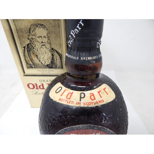 941 - Grand Old Parr De Luxe Scotch Whisky 26 2/3 fl oz