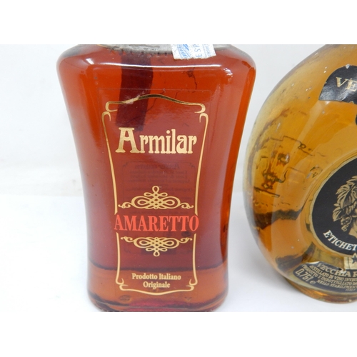 947 - Vecchia Romagna Brandy 75cl, Armilar Amaretto 70cl