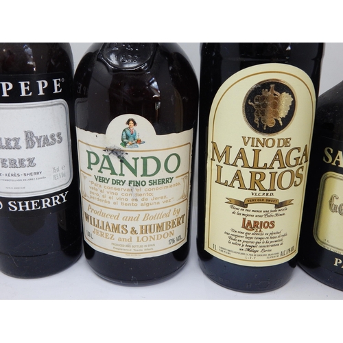 951 - 5 x Bottles of Solera, Tio Pepe, Pando, Malga Larios & San Domingo Sherry