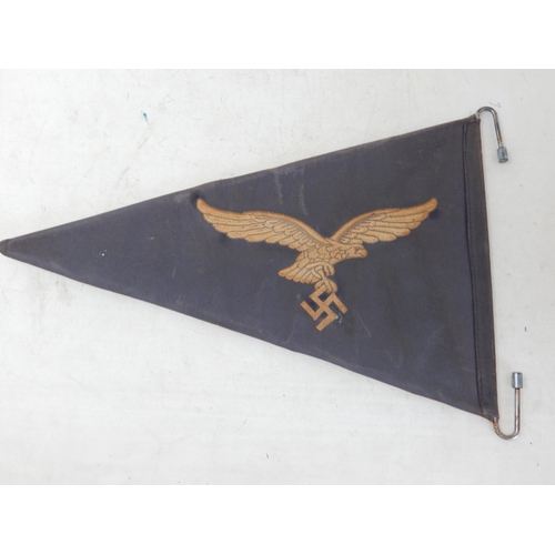 583 - WWII Nazi Germany Kriegsmarine Car Pennant (believed replica)