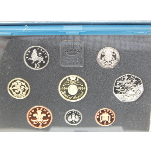 123 - UK Proof Sets 1993, 1994, 1995, 1996, 1997 all about as struck and housed in Royal Mint cases of iss... 