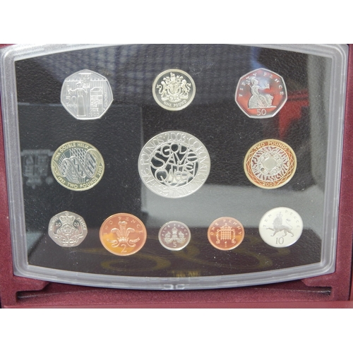 124 - UK Proof Sets 1998, 1999, 2000, 2001 and 2003 all about as struck and housed in Royal Mint cases of ... 