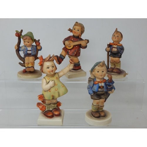 976 - Collection of Hummel figures