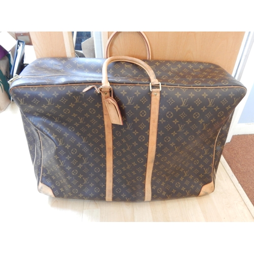 981 - LOUIS VUITTON: Soft Leather Suitcase: Measures approx 67cm x 47cm x 20cm